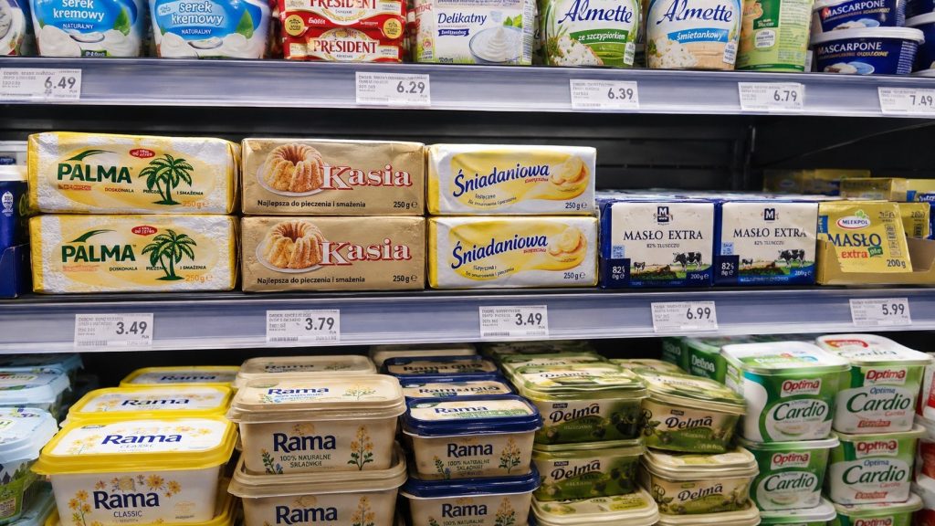 Masło, margaryna czy miks? Ceny Palmy, Kasi, Śniadaniowej i masła extra w 2026