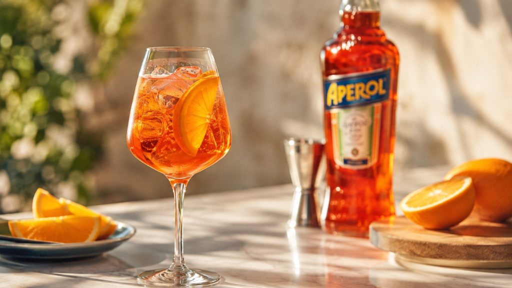 Aperol — cena 2026 i rachunek domowego spritza, kieliszek po kieliszku