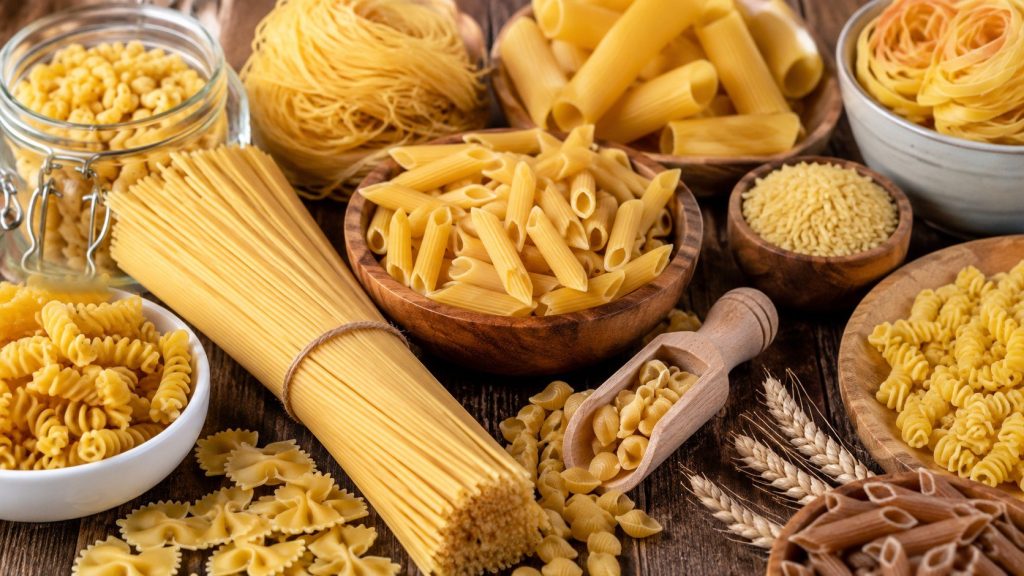Makaron — rodzaje i ceny 2026: od spaghetti po pełnoziarnisty